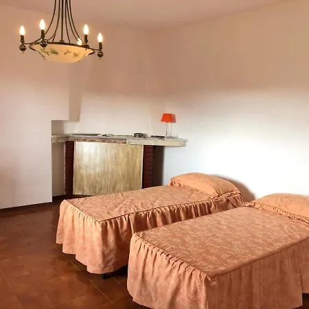 Apartament Ziri
